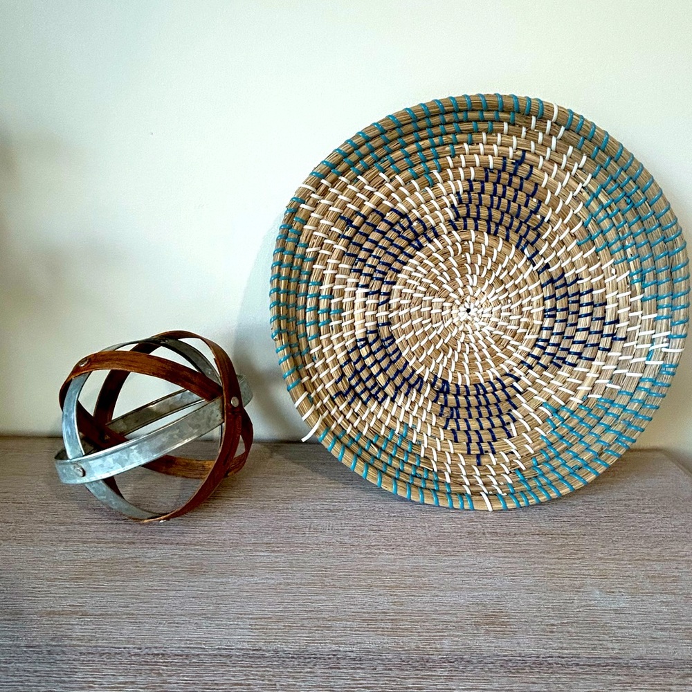 Cool wall table art decor